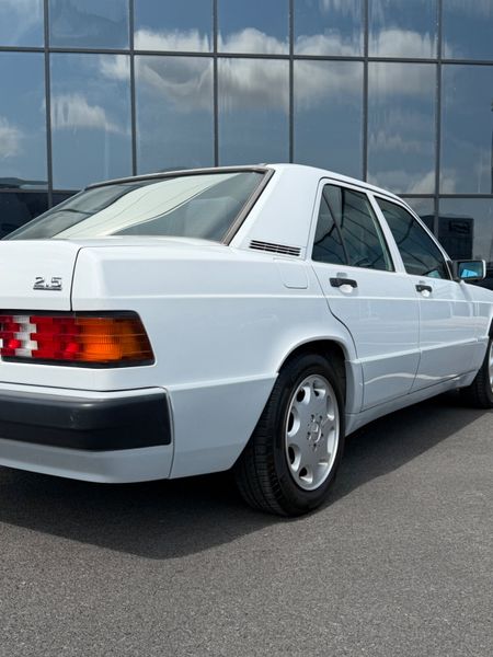 Mercedes-Benz 190D 2.5 Automatic 392116814
