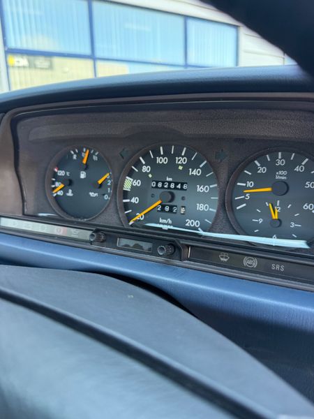 Mercedes-Benz 190D 2.5 Automatic 392117080