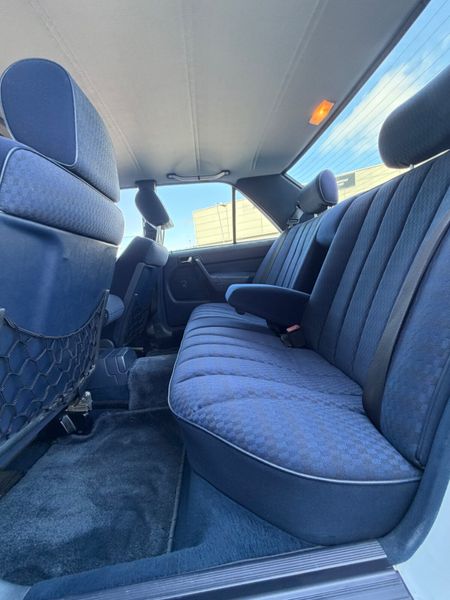 Mercedes-Benz 190D 2.5 Automatic 392117087