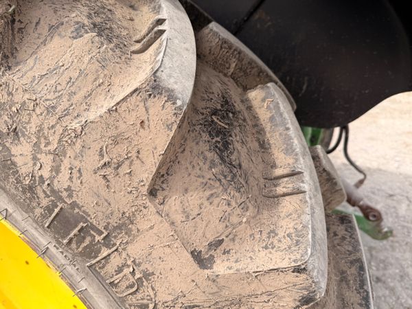 2022 John Deere 6100M & John Deere loader 392259504