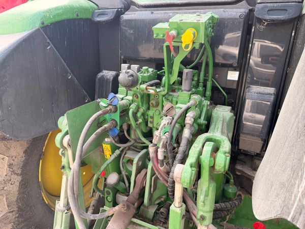 2022 John Deere 6100M & John Deere loader 392259505