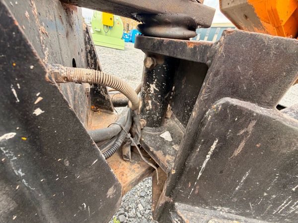 2016 JCB DUMPER 3 TON ....1,270 hours .....69t 392290006