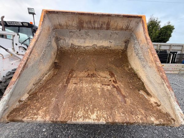 2016 JCB DUMPER 3 TON ....1,270 hours .....69t 392290007