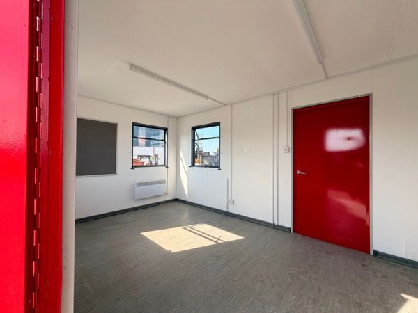 32 x 10 site office cabin ...full open plan .....2 392299131