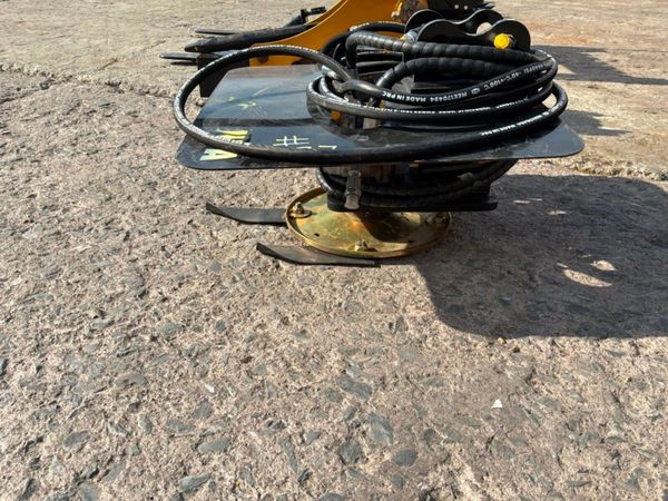 New / unused 1000kg mini / micro digger....2950 eu 392299201