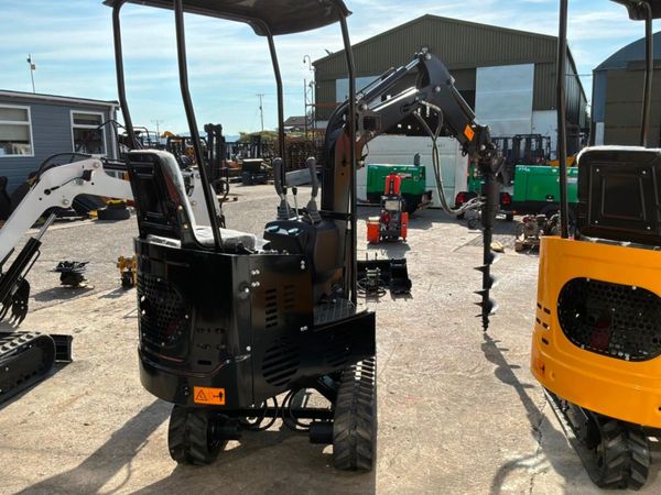 New / unused 1000kg mini / micro digger....2950 eu 392299214