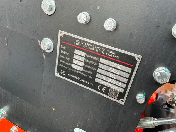 New / unused Hchi forklift....3 ton. container spe 392227400