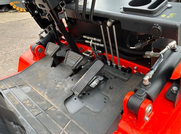 New / unused Hchi forklift....3 ton. container spe 392227407