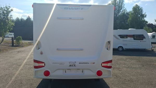 Swift Archway 6 berth 392357569