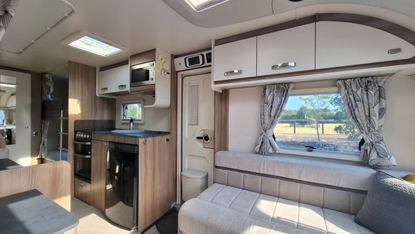 Swift Archway 6 berth 392357577