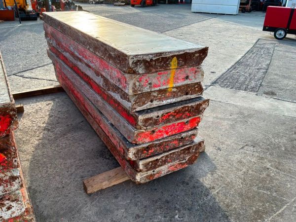 Peri shuttering pans.....2.7mts x 600mm.....854d. 392379217
