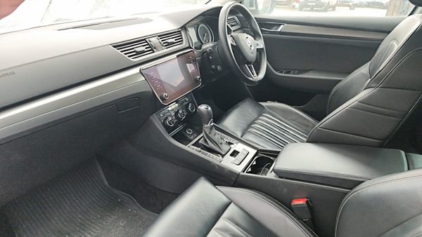 2021 Skoda Superb, 2.0 Diesel Automatic 392384705
