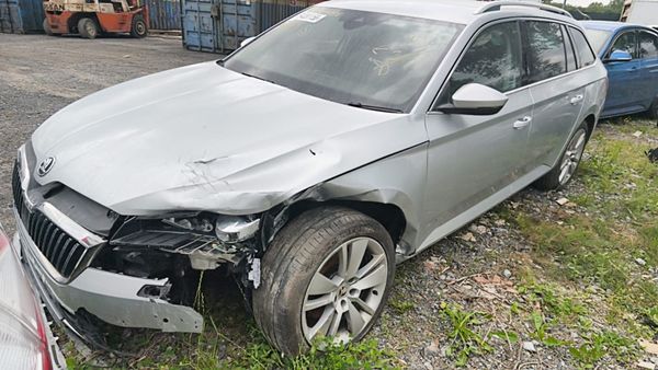 2021 Skoda Superb, 2.0 Diesel Automatic 392384706