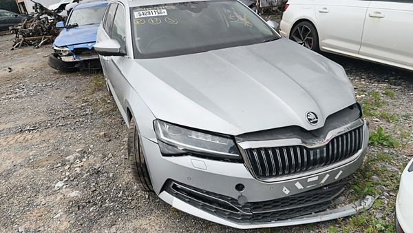 2021 Skoda Superb, 2.0 Diesel Automatic 392384709