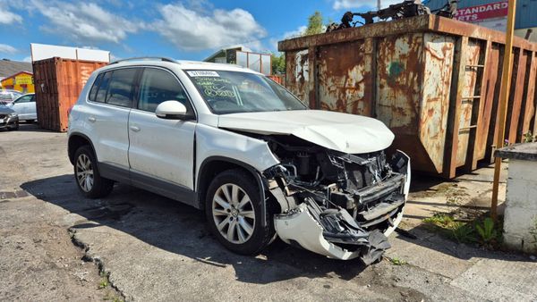2014 VOLKSWAGEN TIGUAN 2.0 DIESEL FOR BREAKING! 392385240