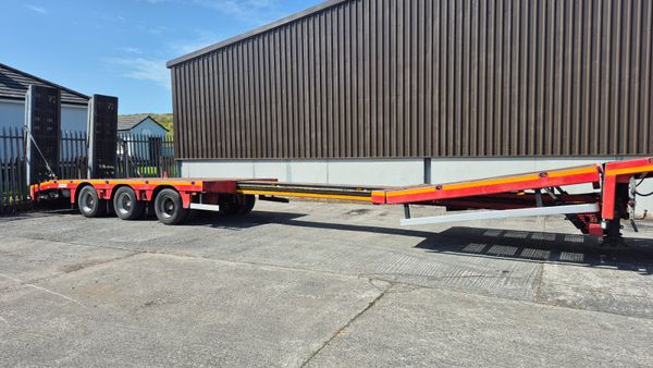 Max low loader 392387590