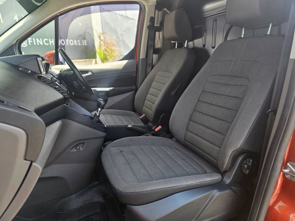 TRANSIT CONNECT LTD // IMMACULATE VAN 392302190