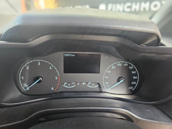 TRANSIT CONNECT LTD // IMMACULATE VAN 392302199