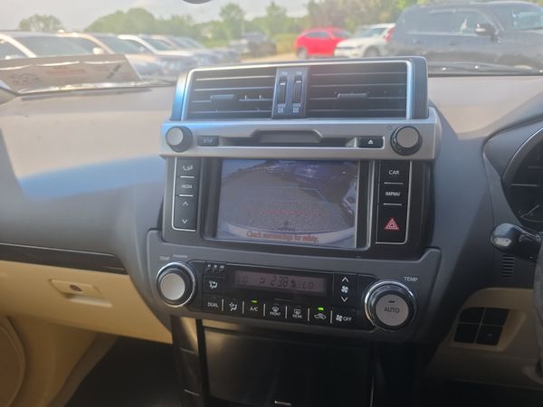 Toyota Land Cruiser LC Business Class 392325640