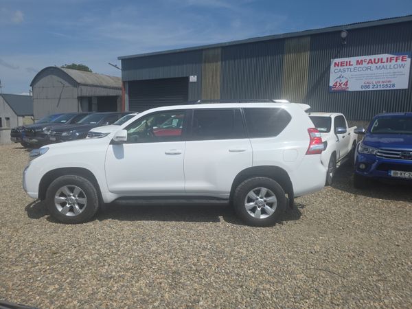 Toyota Land Cruiser LC Business Class 392325619