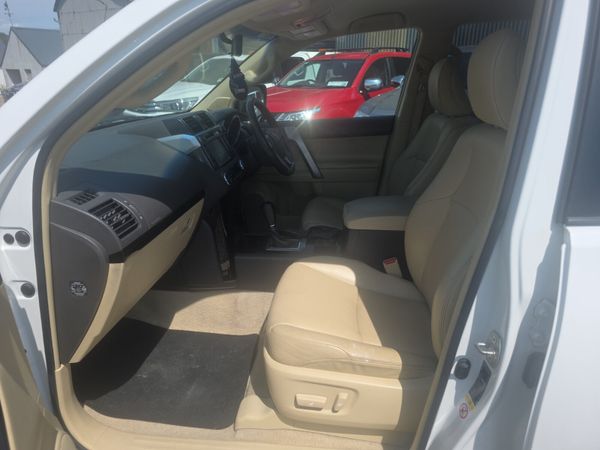 Toyota Land Cruiser LC Business Class 392325625