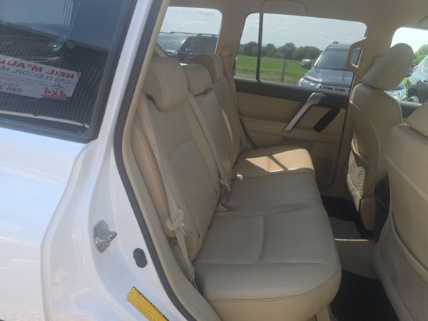 Toyota Land Cruiser LC Business Class 392325631