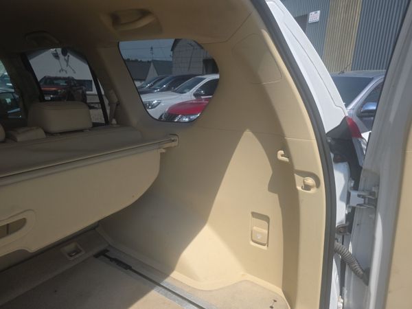Toyota Land Cruiser LC Business Class 392325636
