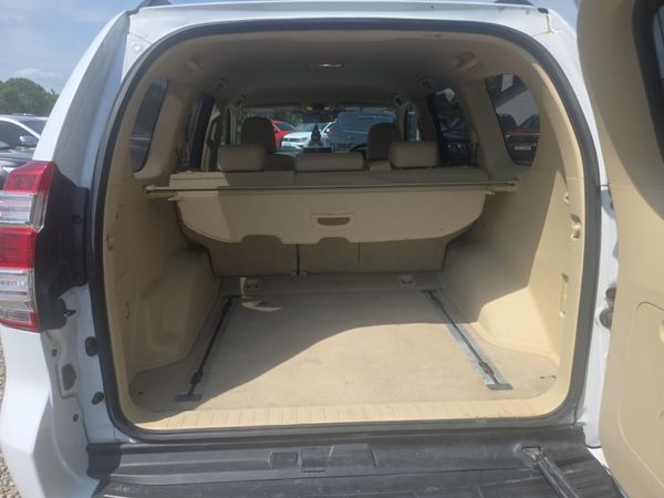 Toyota Land Cruiser LC Business Class 392325637