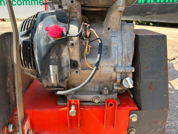 2019 Husqvarna fs400lv petrol Road saw.......856t. 392333394