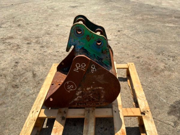 18" Rhinox mini digger bucket.....30mm pins....... 392333451