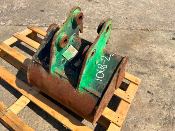 18" Rhinox mini digger bucket.....30mm pins....... 392333432