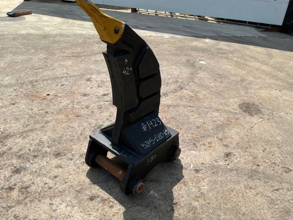 New / unused 13 tonne ripper tooth..65mm pins..... 392333559
