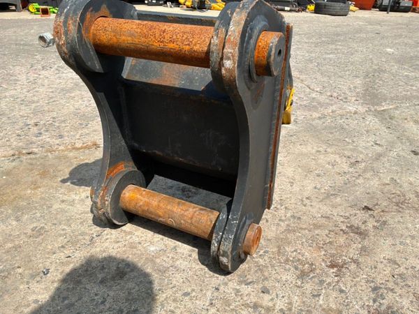 New / unused 13 tonne ripper tooth..65mm pins..... 392333591