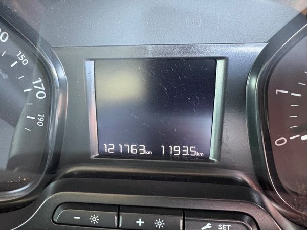Opel Vivaro LWB 392338926