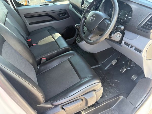 Opel Vivaro LWB 392338927