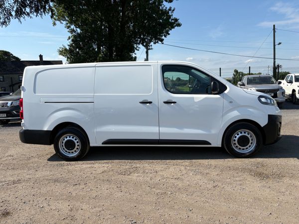 Opel Vivaro LWB 392338928