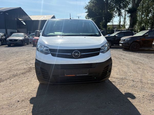 Opel Vivaro 392339039
