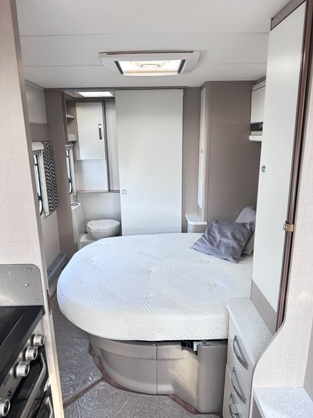 ✨STUNNING STERLING ECCLES 580 4 BERTH ISLAND BED✨ 392442309