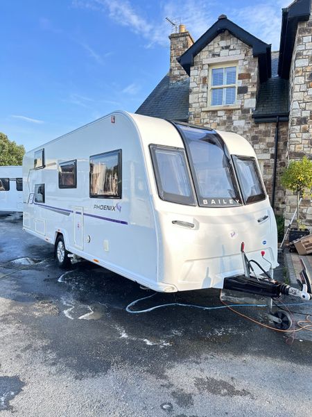 ✨STUNNING BAILEY PHOENIX 650 5-6 BERTH✨ 392442431