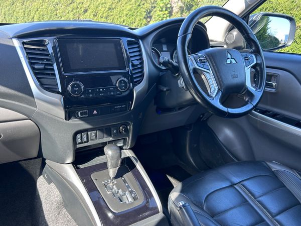 2018 Mitsubishi L200  Barbarian Auto 392450629