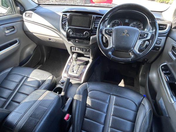 2018 Mitsubishi L200  Barbarian Auto 392450631