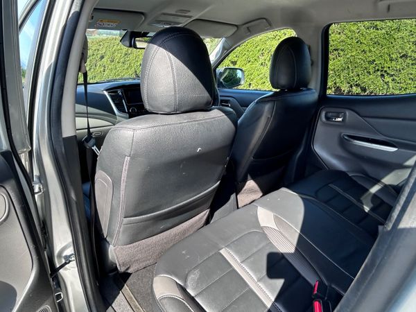 2018 Mitsubishi L200  Barbarian Auto 392450636
