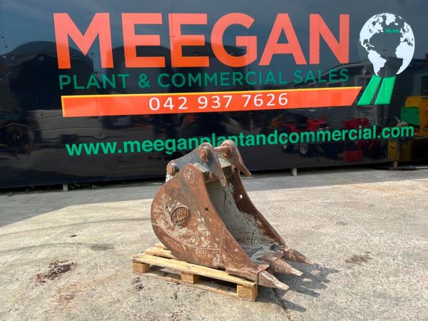 24" Geith bucket...65mm pins.......13 tonne......2 392497742