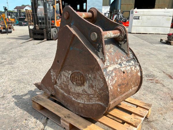 24" Geith bucket...65mm pins.......13 tonne......2 392497725