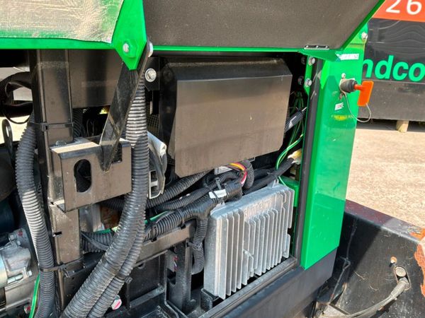 2022 Shindaiwa 310 generator/ welder.....411 hours 392400069