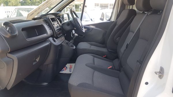 Renault Trafic 212D LWB 135KM AS NEW VAT INVOICE 392400377