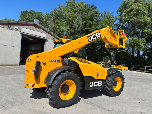 2021 JCB 531-70      (1935 Hours) 392540333