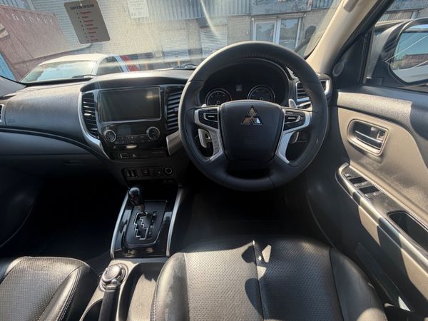 Mitsubishi L200 Warrior 2.4D Auto 4WD 392568370