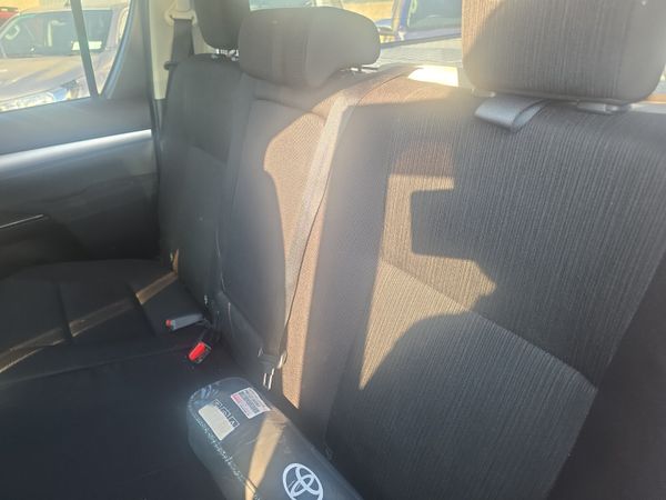 Toyota Hilux 2.8 D4D SR5 392573043