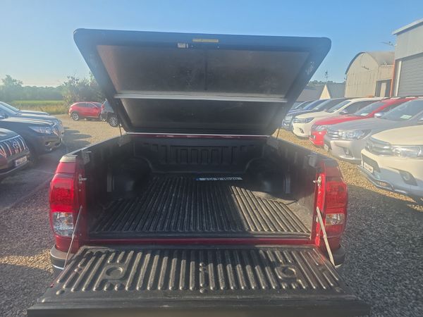 Toyota Hilux 2.8 D4D SR5 392573055